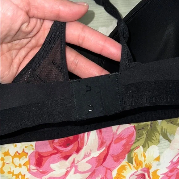 Lululemon Black Sports Bra medium support